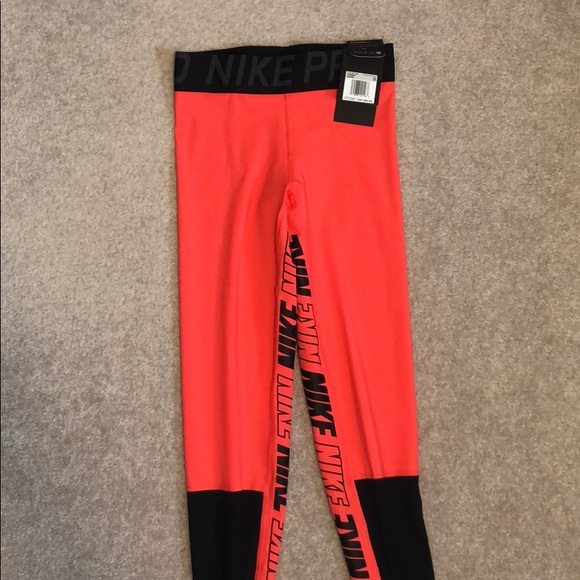 Nike pro tight fit training pants - Picture 2 of 8